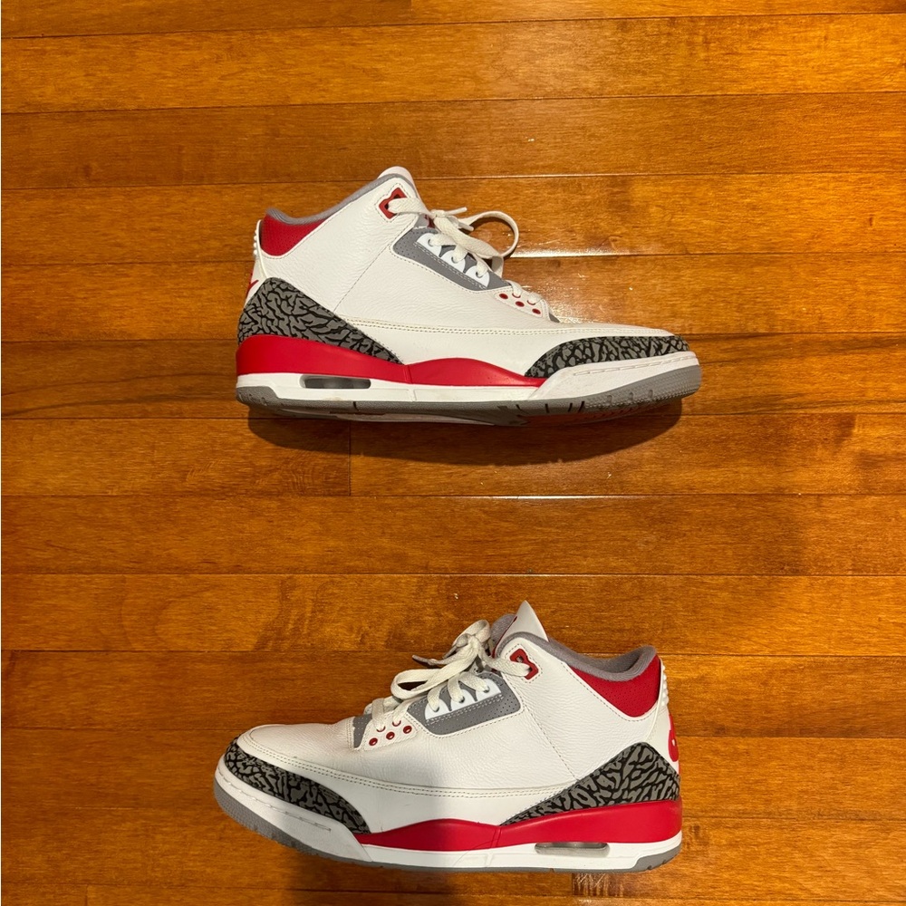 Air Jordan 3 Retro. Nike.